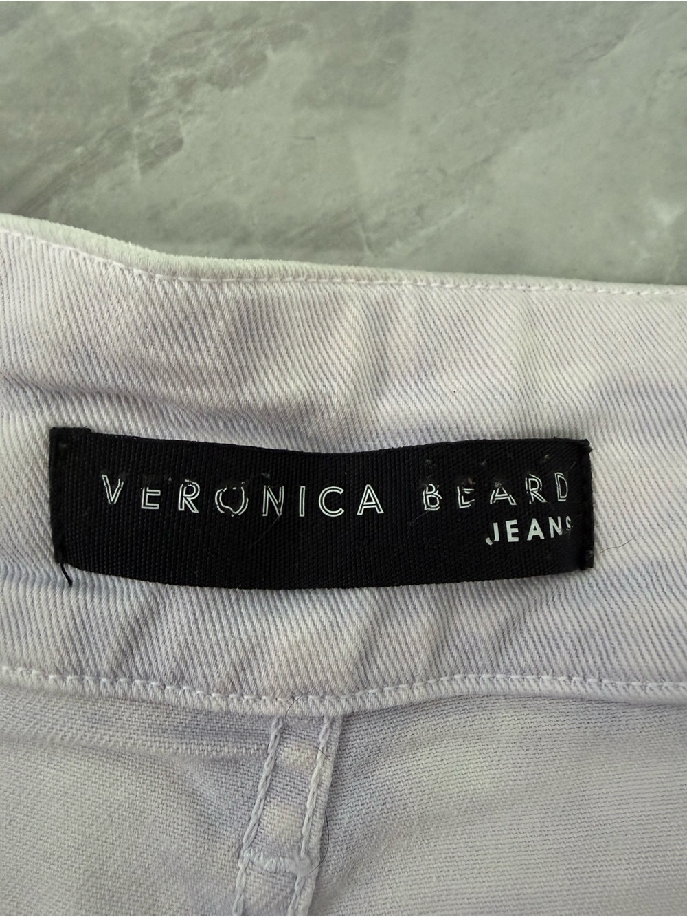 Women’s Veronica Beard Jaylen High Rise Notch Pleated Denim Shorts Size 31 / 12 - Picture 10 of 16